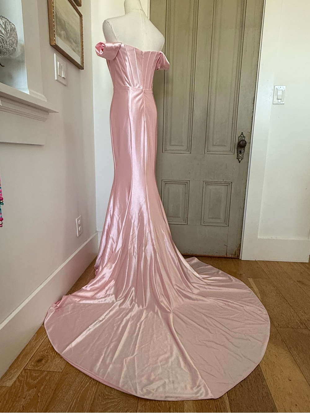 Pink Satin Mermaid Evening Dress - Picture 5 of 9
